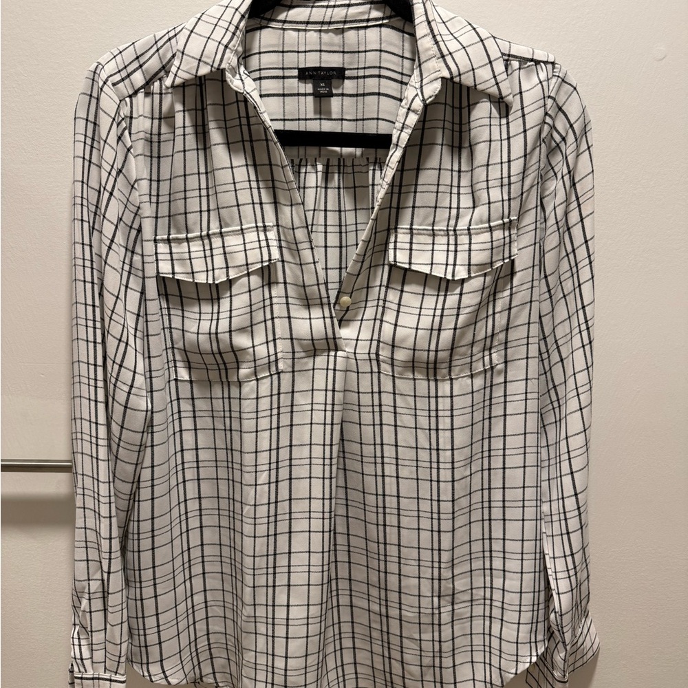 Ann Taylor White and Black Windowpane Button-Front Shirt